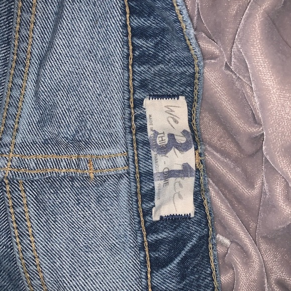 Jeans - Picture 7 of 8